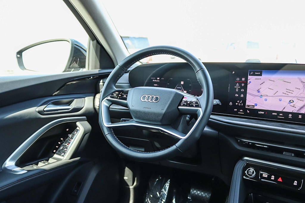 Thumbnail: 2025 Audi Q5 - 9