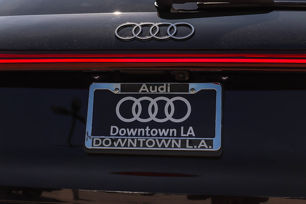 Thumbnail: 2025 Audi Q5 - 18