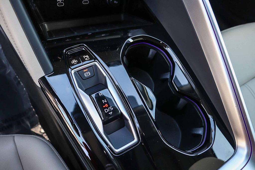 Thumbnail: 2025 Audi Q5 - 14