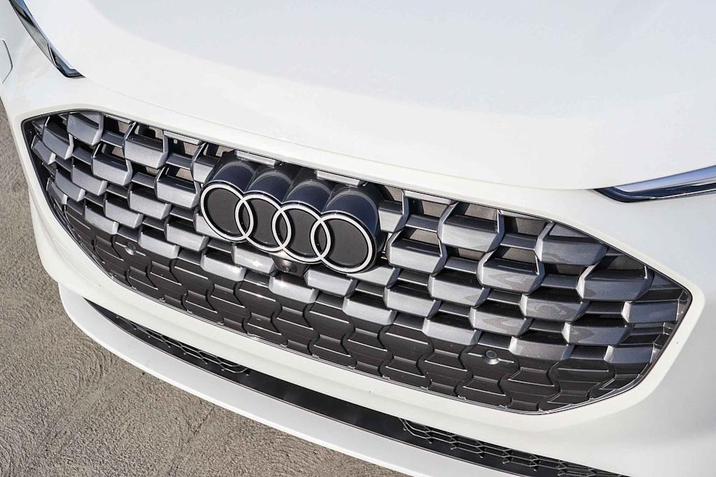 Thumbnail: 2025 Audi Q5 - 22