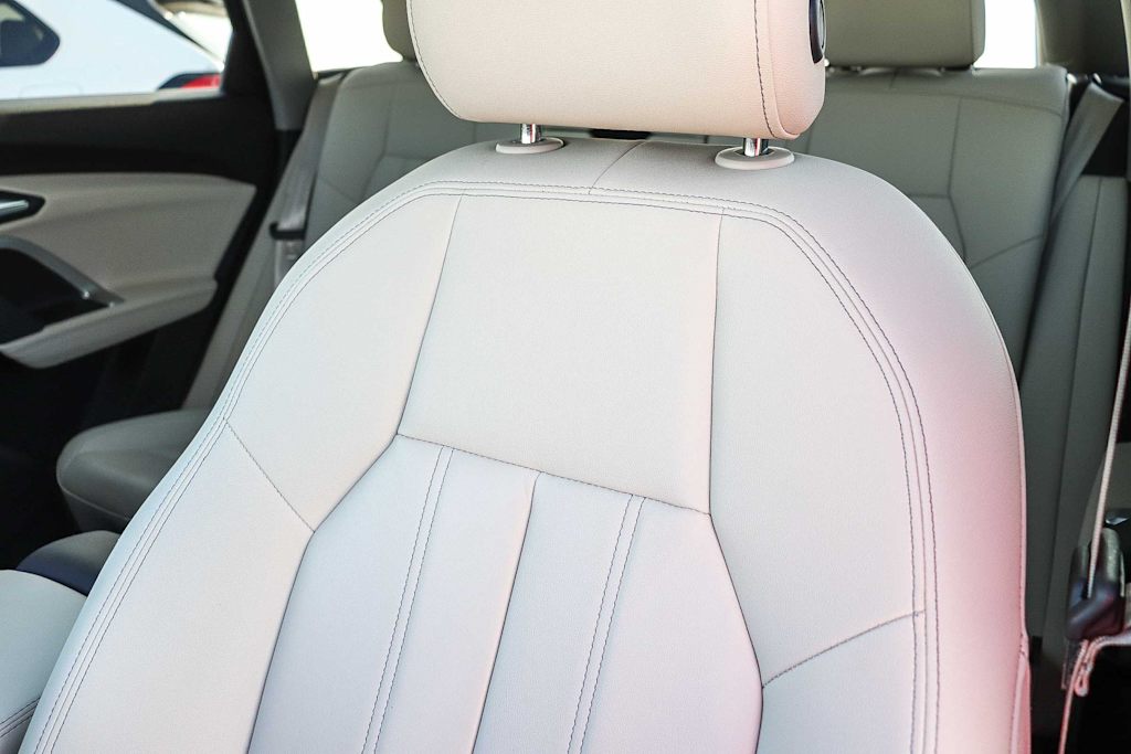 Thumbnail: 2025 Audi Q5 - 35