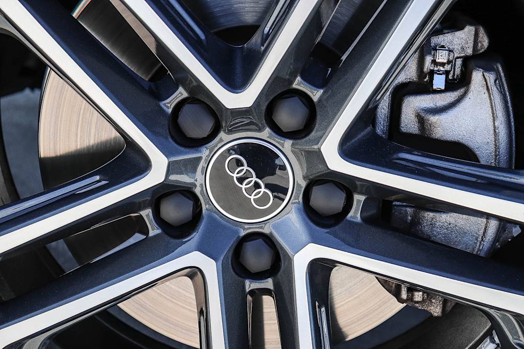 Thumbnail: 2025 Audi Q5 - 26