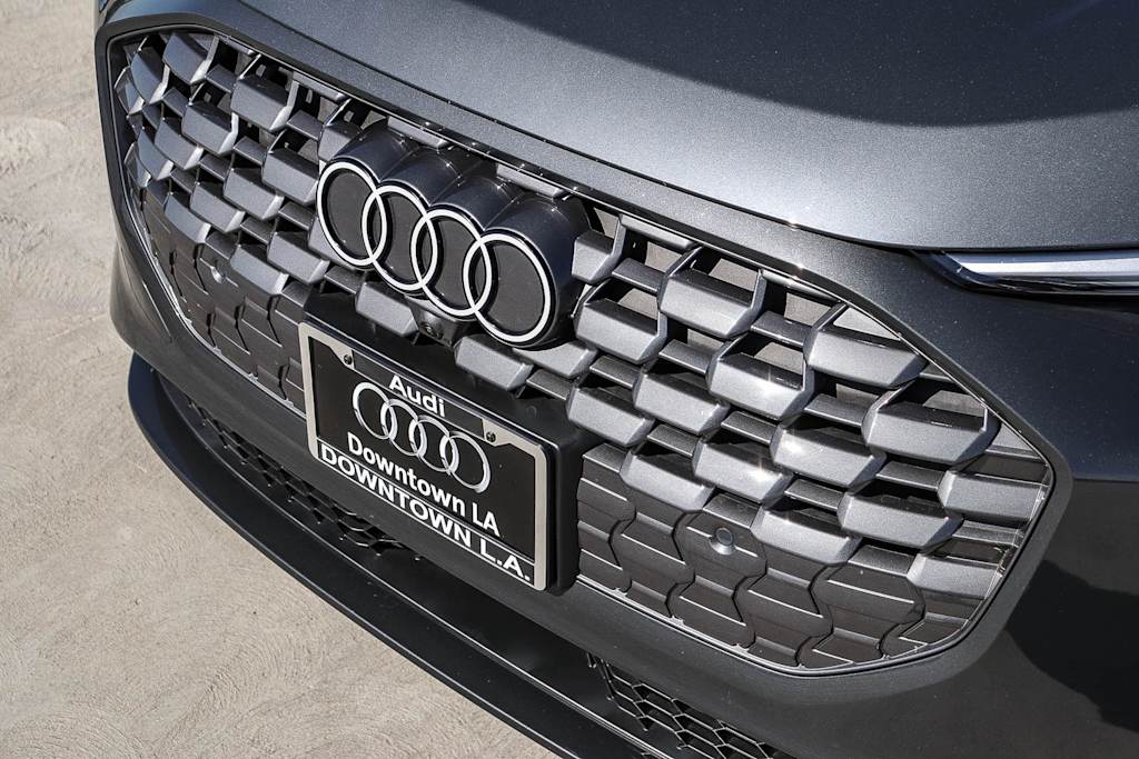 Thumbnail: 2025 Audi Q5 - 20