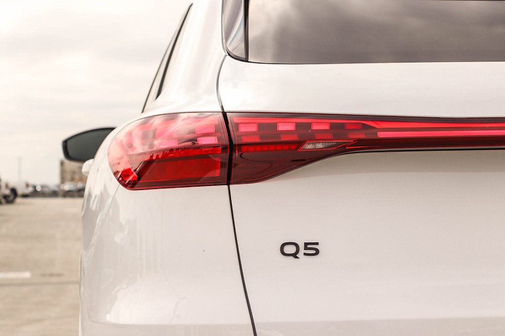 Thumbnail: 2026 Audi Q5 - 23