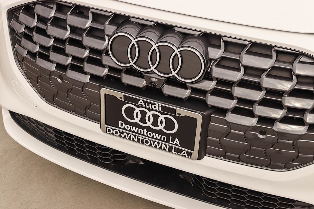 Thumbnail: 2026 Audi Q5 - 6