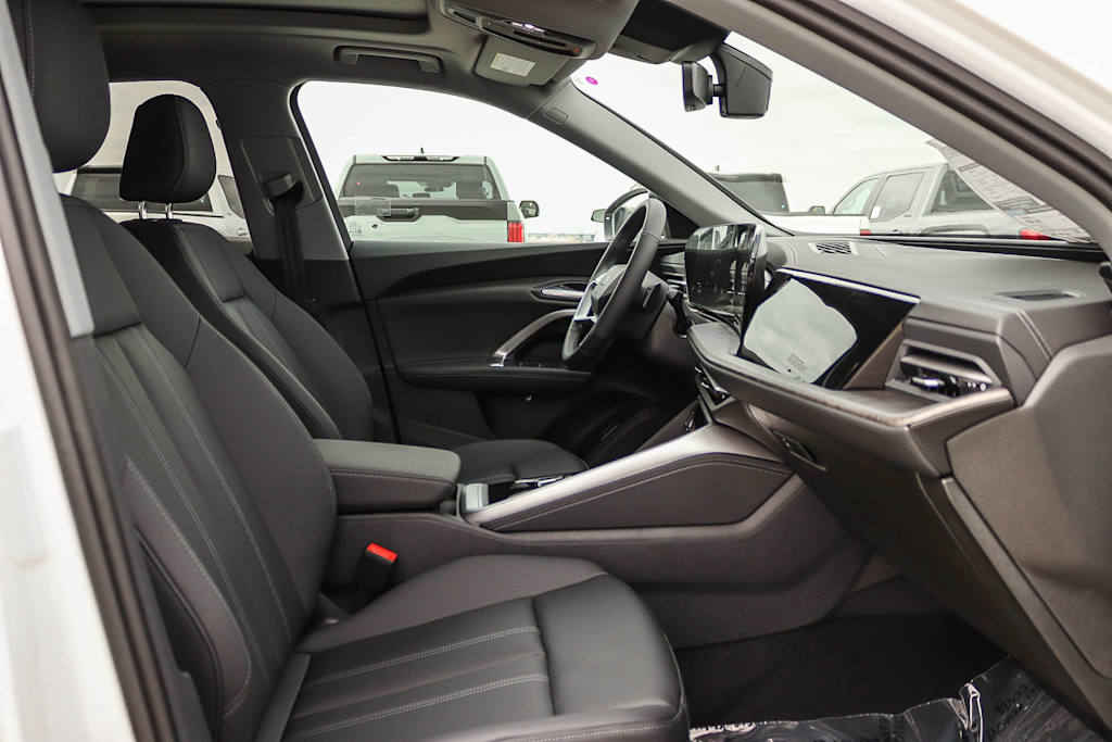 Thumbnail: 2026 Audi Q5 - 10