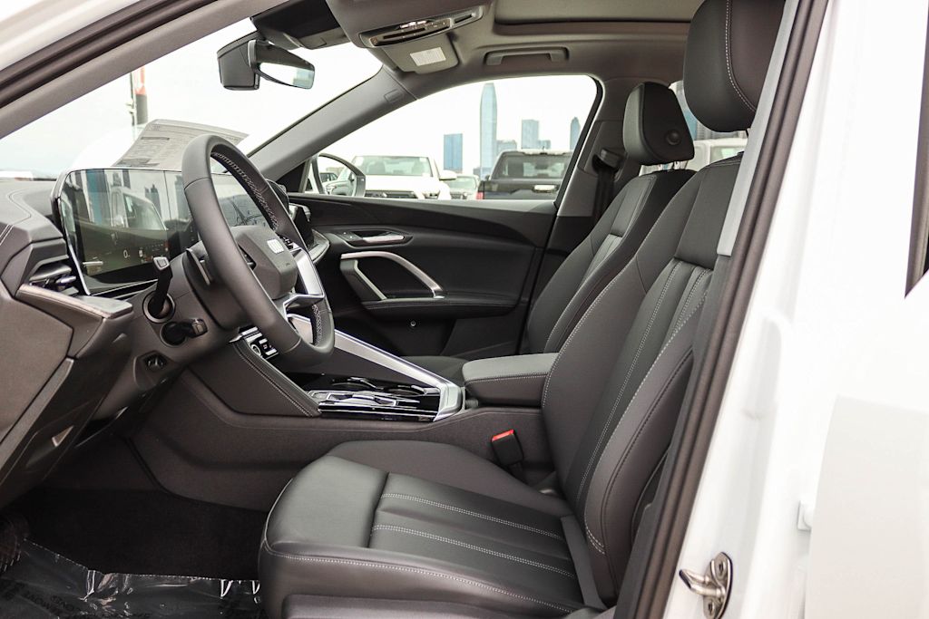 Thumbnail: 2026 Audi Q5 - 11