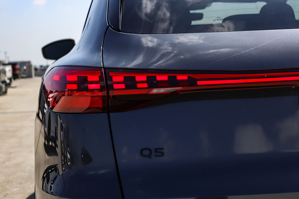 Thumbnail: 2026 Audi Q5 - 23