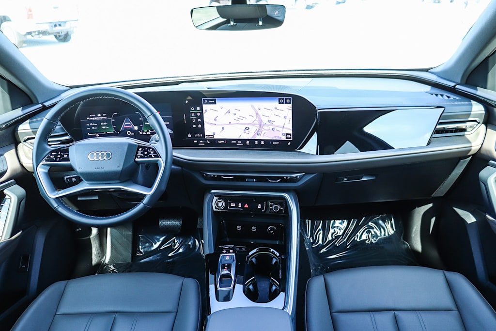Thumbnail: 2025 Audi Q5 - 2