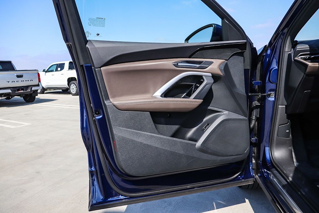 Thumbnail: 2025 Audi Q5 - 30