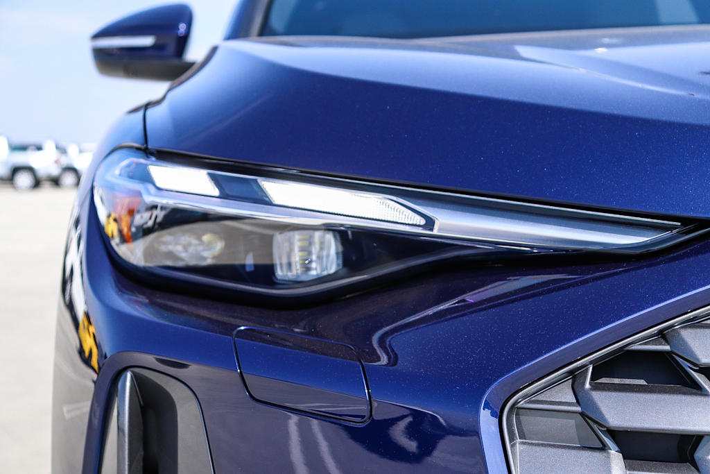 Thumbnail: 2025 Audi Q5 - 21