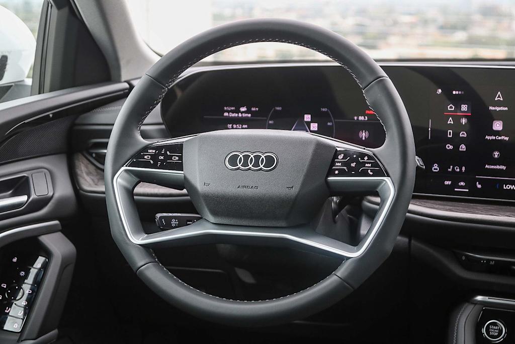 Thumbnail: 2025 Audi Q5 - 8