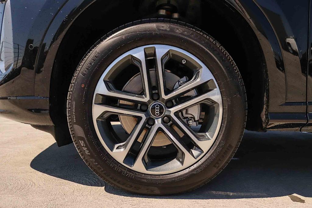 Thumbnail: 2026 Audi Q5 - 24