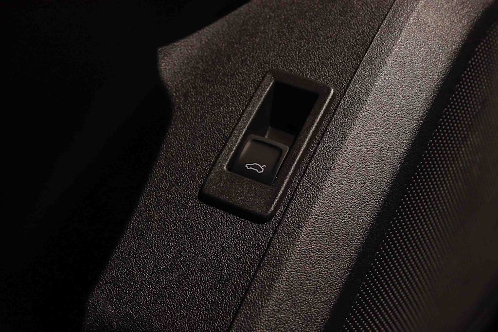 Thumbnail: 2026 Audi Q5 - 15