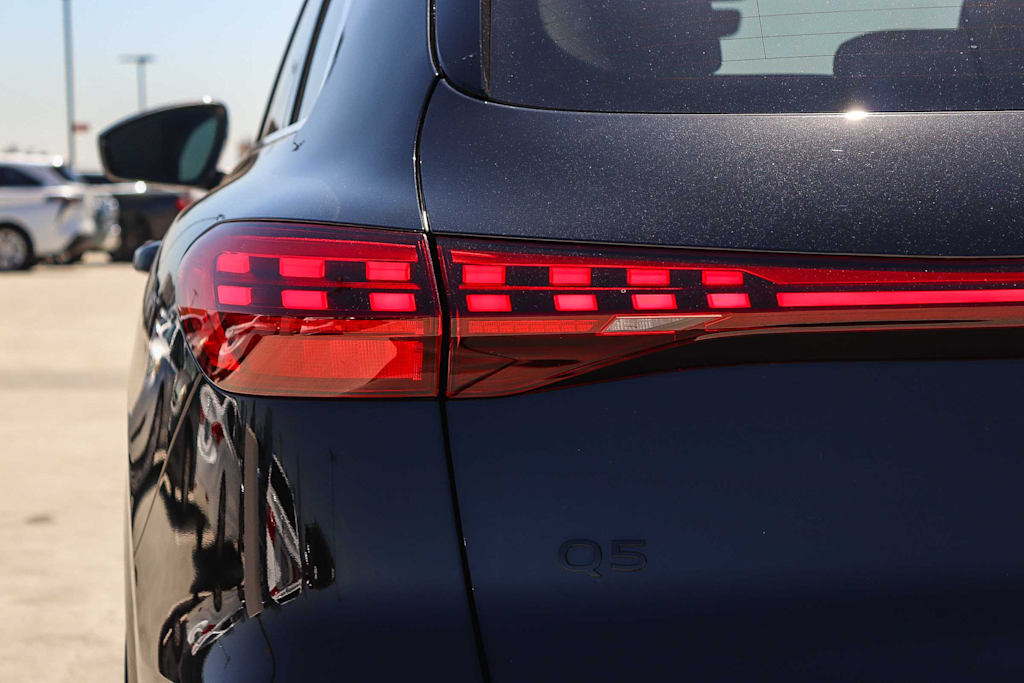 Thumbnail: 2026 Audi Q5 - 23