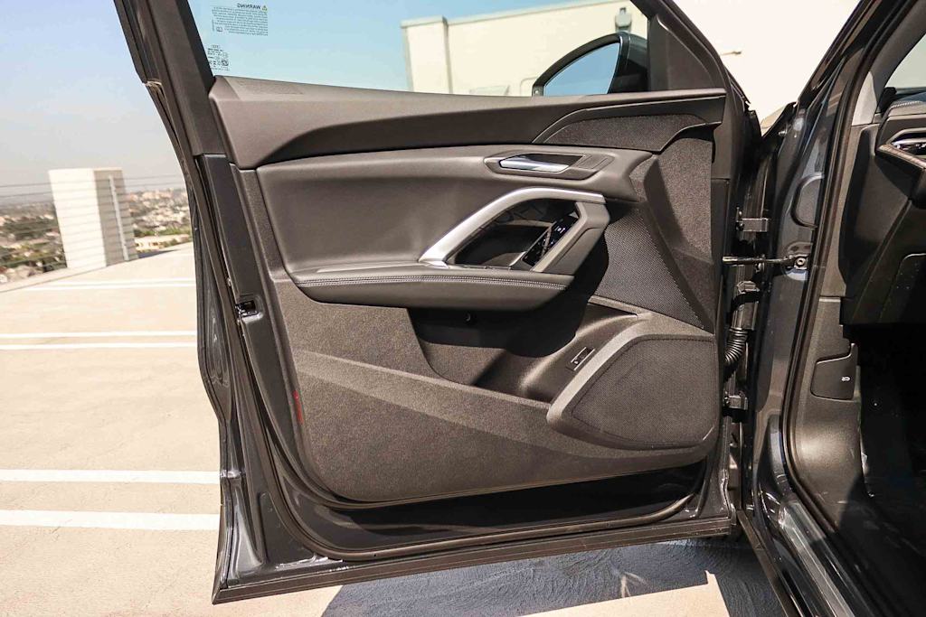 Thumbnail: 2026 Audi Q5 - 30