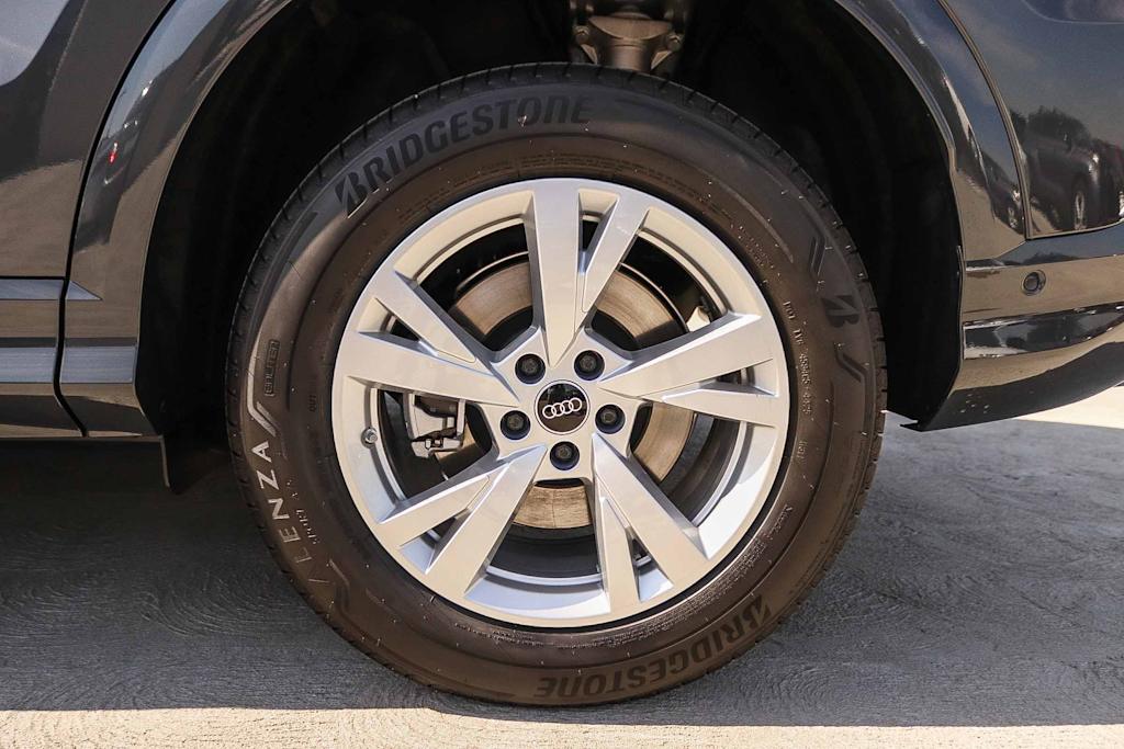 Thumbnail: 2026 Audi Q5 - 7