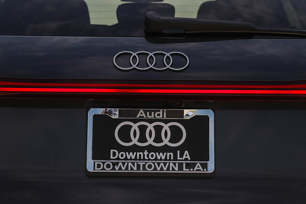 Thumbnail: 2026 Audi Q5 - 22