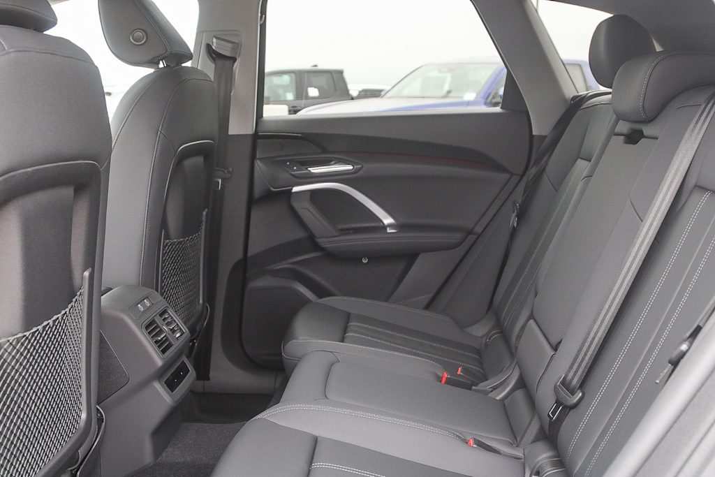 Thumbnail: 2025 Audi Q5 - 11