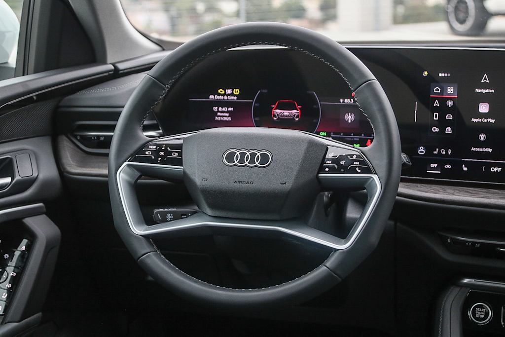 Thumbnail: 2025 Audi Q5 - 8