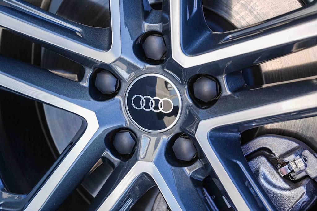 Thumbnail: 2025 Audi Q5 - 26