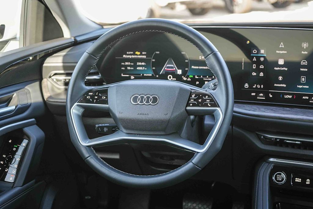 Thumbnail: 2025 Audi Q5 - 13