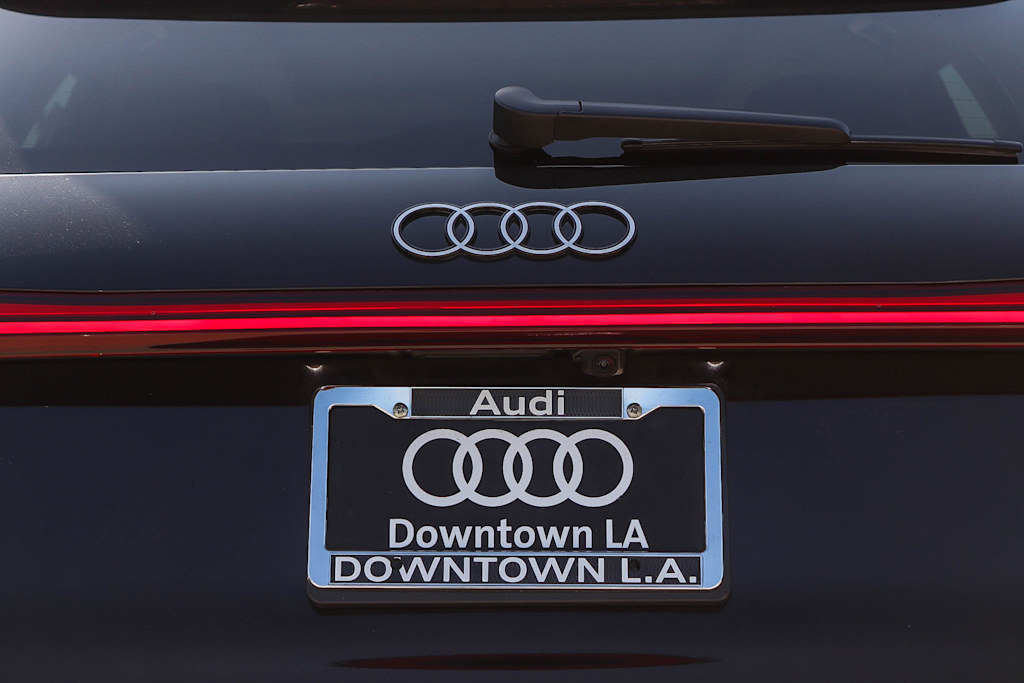 Thumbnail: 2025 Audi Q5 - 23