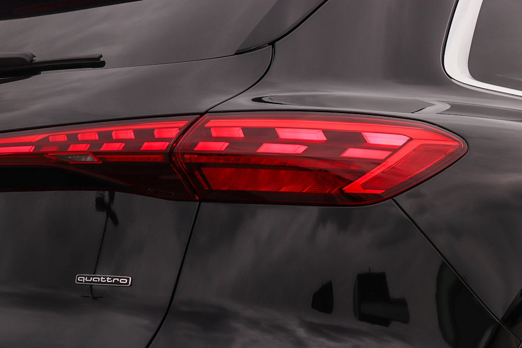 Thumbnail: 2025 Audi Q5 - 21
