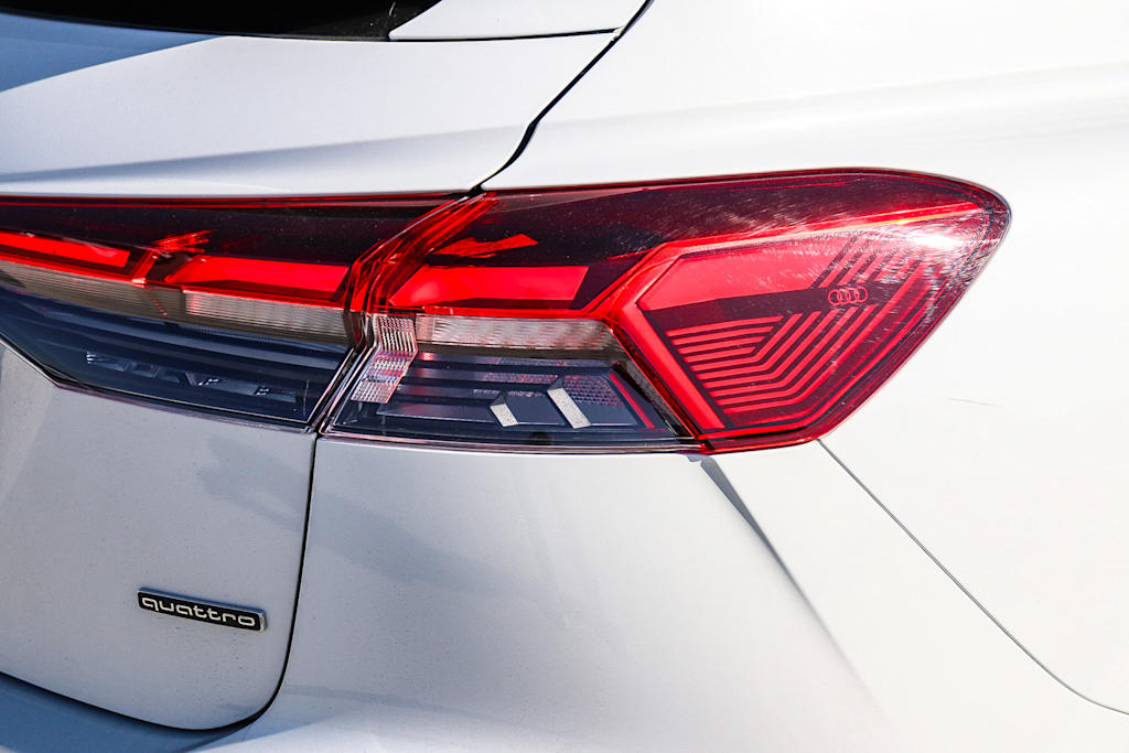 Thumbnail: 2023 Audi Q4 e-tron - 22