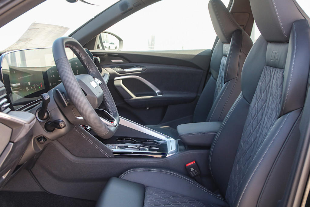 Thumbnail: 2025 Audi SQ5 - 10