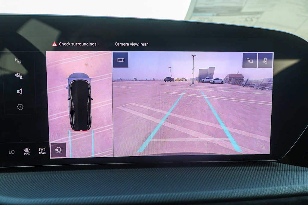 Thumbnail: 2025 Audi SQ5 - 40