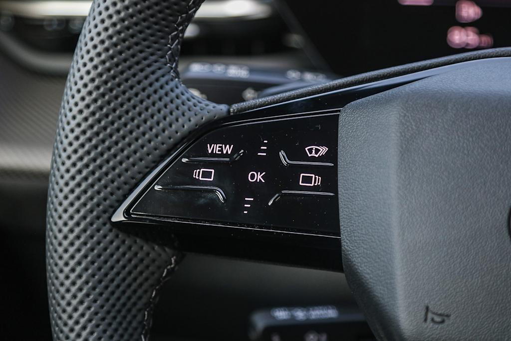 Thumbnail: 2025 Audi SQ5 - 29