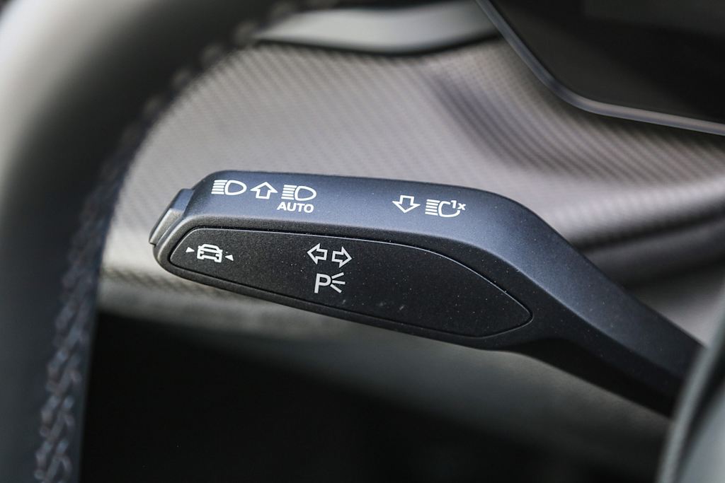 Thumbnail: 2025 Audi SQ5 - 37