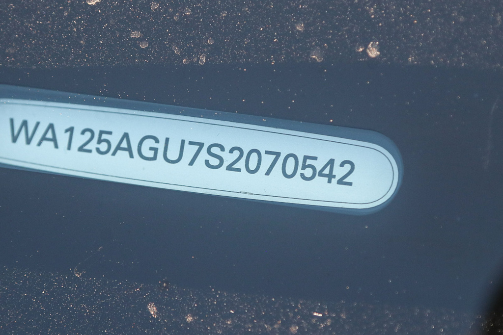 Thumbnail: 2025 Audi SQ5 - 18