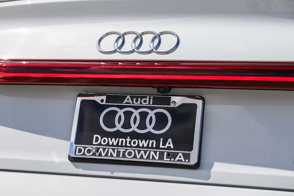 Thumbnail: 2023 Audi e-tron - 23