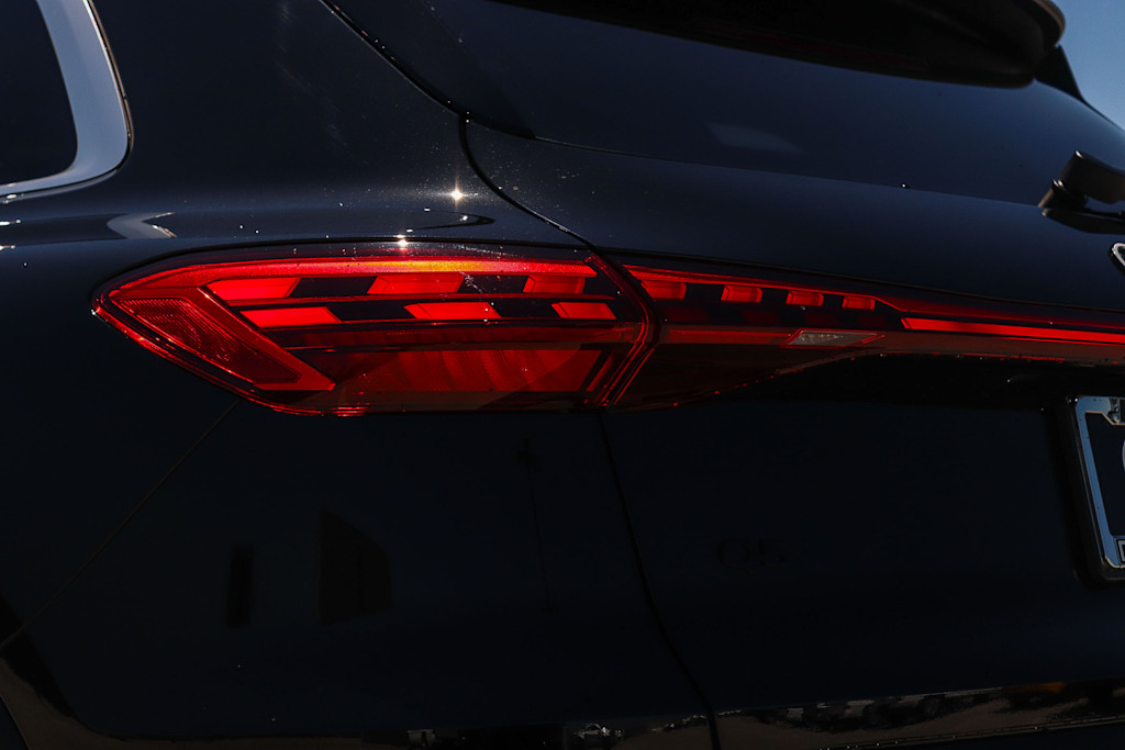 Thumbnail: 2026 Audi Q5 - 22