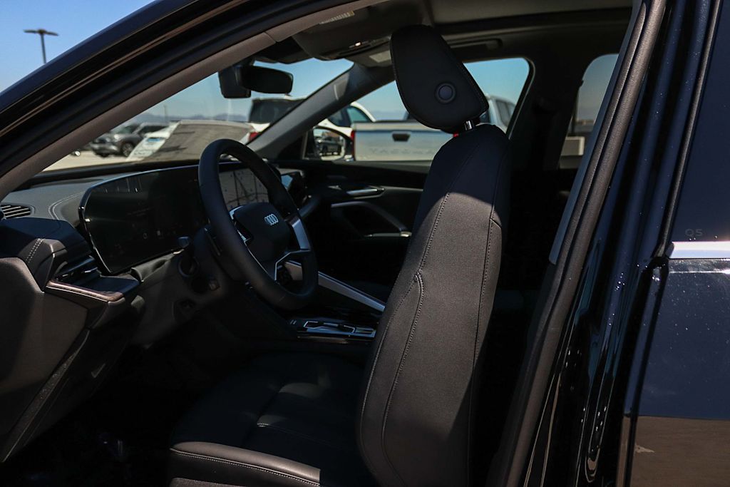 Thumbnail: 2026 Audi Q5 - 11