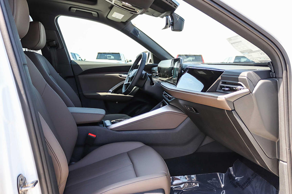Thumbnail: 2026 Audi Q5 - 10