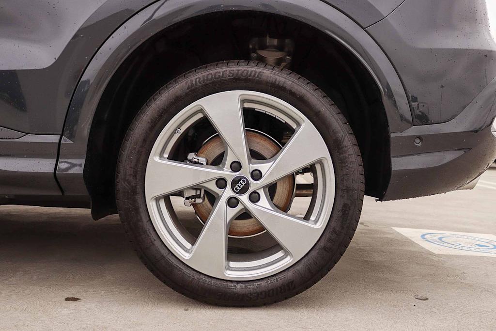 Thumbnail: 2026 Audi Q5 - 6