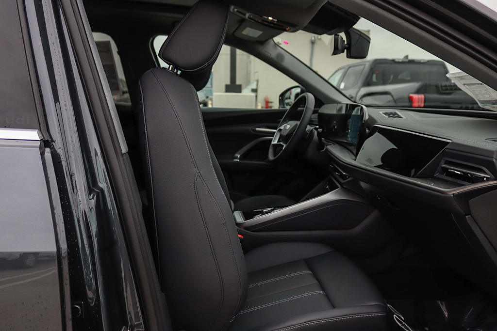 Thumbnail: 2026 Audi Q5 - 9