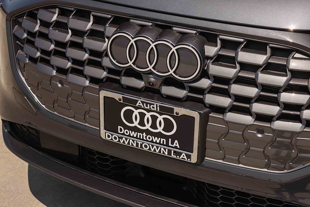 Thumbnail: 2026 Audi Q5 - 6