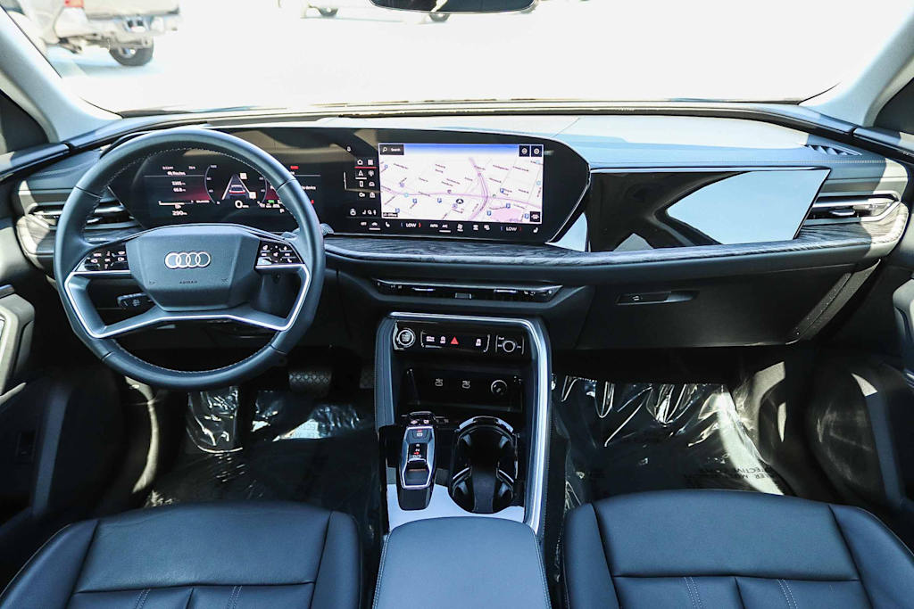 Thumbnail: 2025 Audi Q5 - 2