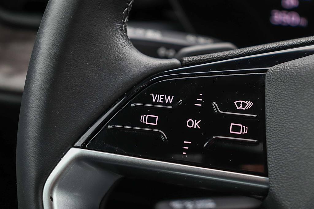 Thumbnail: 2025 Audi Q5 - 26