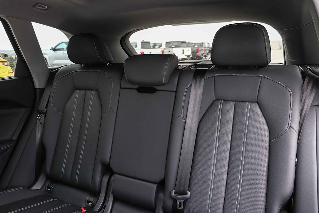 Thumbnail: 2025 Audi Q5 - 12