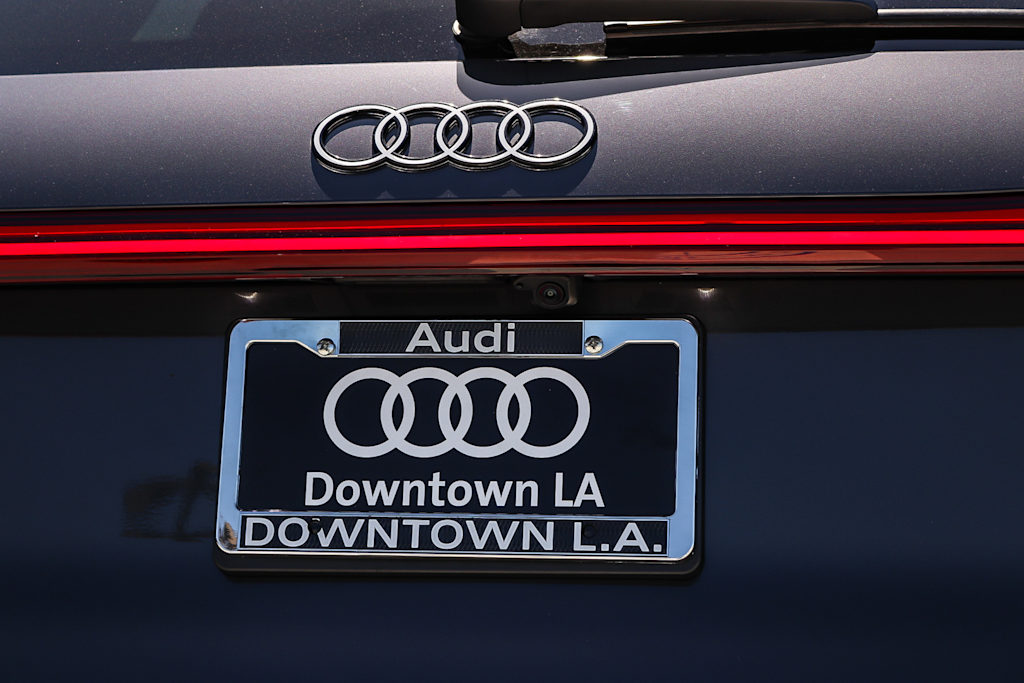 Thumbnail: 2025 Audi Q5 - 22