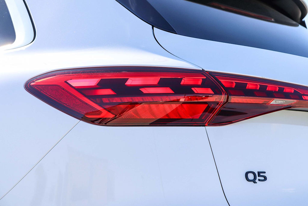 Thumbnail: 2025 Audi Q5 - 20