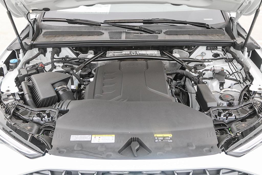 Thumbnail: 2025 Audi Q5 - 7