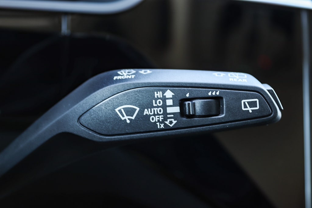 Thumbnail: 2024 Audi Q8 e-tron - 35