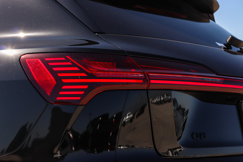 Thumbnail: 2024 Audi Q8 e-tron - 23