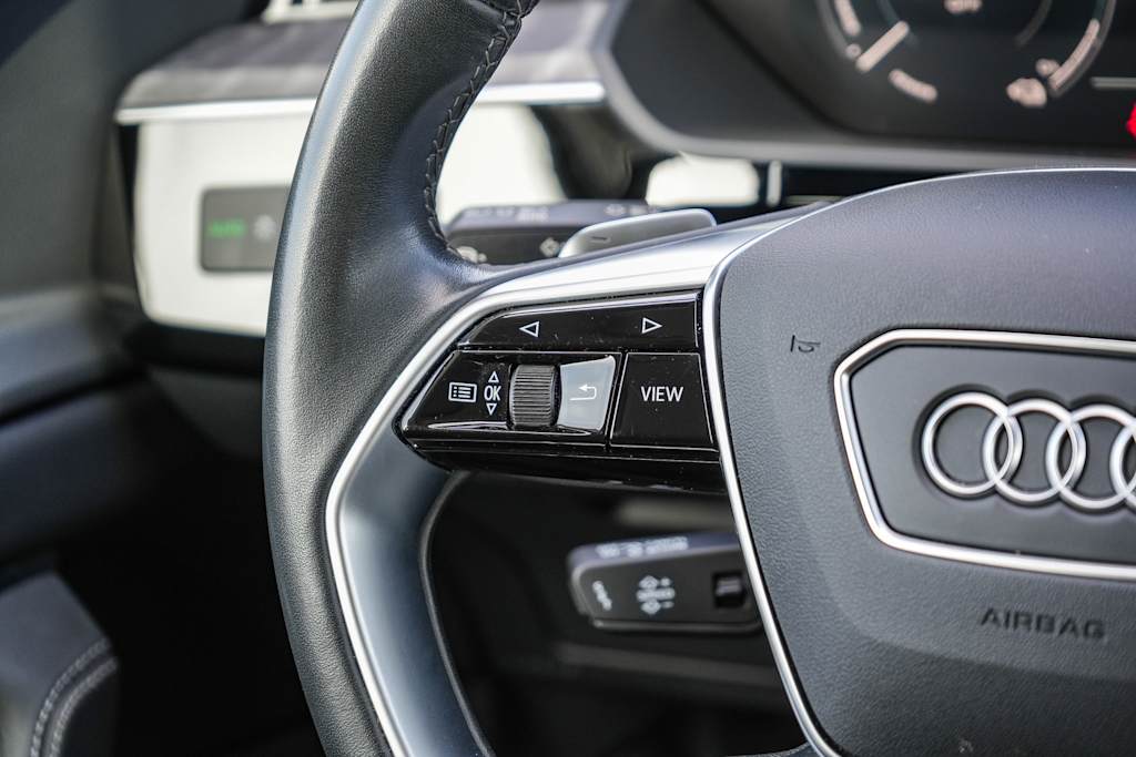 Thumbnail: 2024 Audi Q8 e-tron - 28